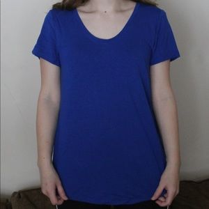 plain blue tee (light)